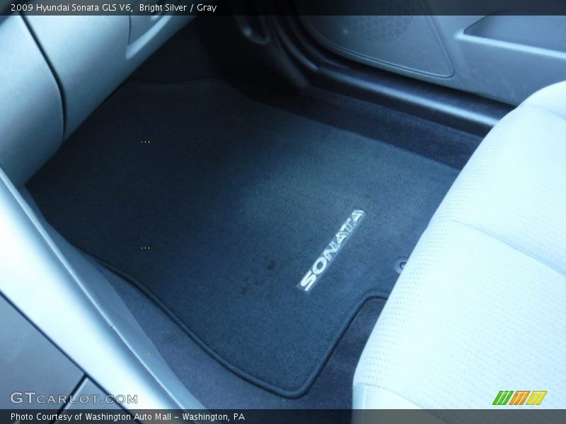 Bright Silver / Gray 2009 Hyundai Sonata GLS V6