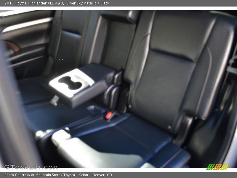 Silver Sky Metallic / Black 2015 Toyota Highlander XLE AWD