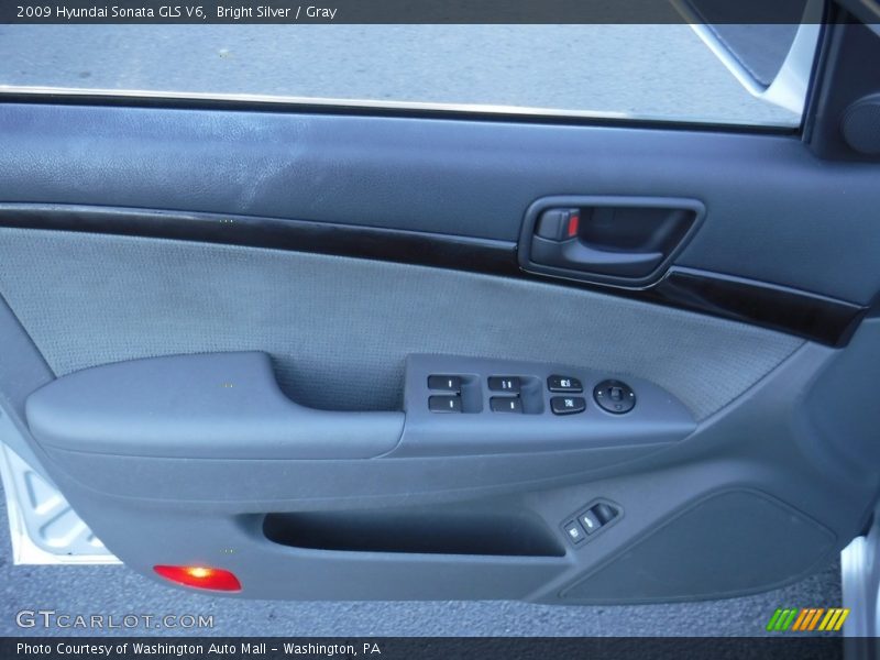 Bright Silver / Gray 2009 Hyundai Sonata GLS V6