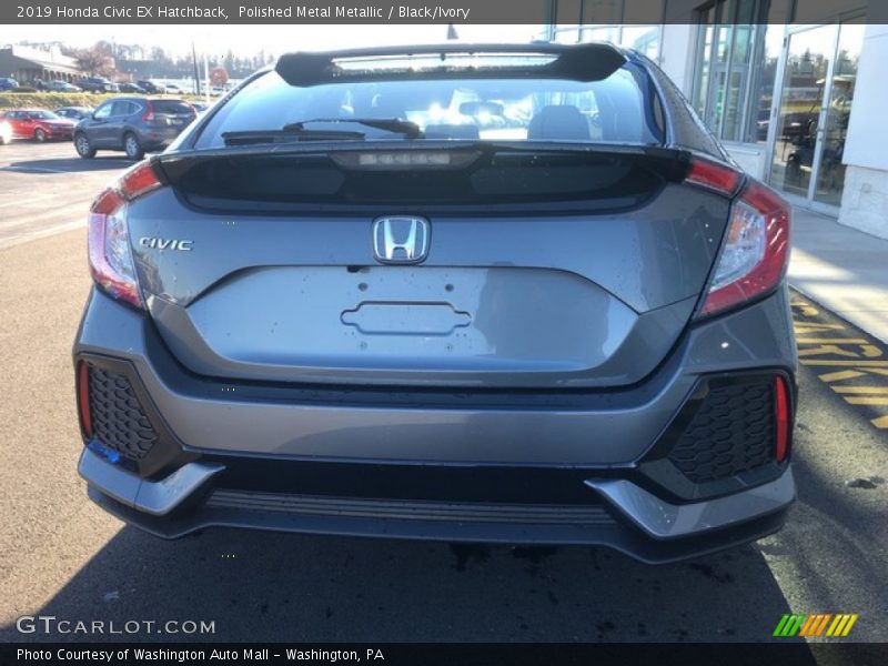 Polished Metal Metallic / Black/Ivory 2019 Honda Civic EX Hatchback