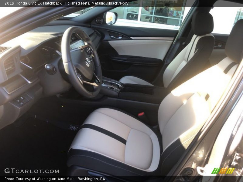 Polished Metal Metallic / Black/Ivory 2019 Honda Civic EX Hatchback