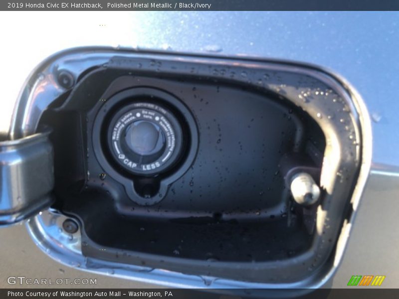 Polished Metal Metallic / Black/Ivory 2019 Honda Civic EX Hatchback