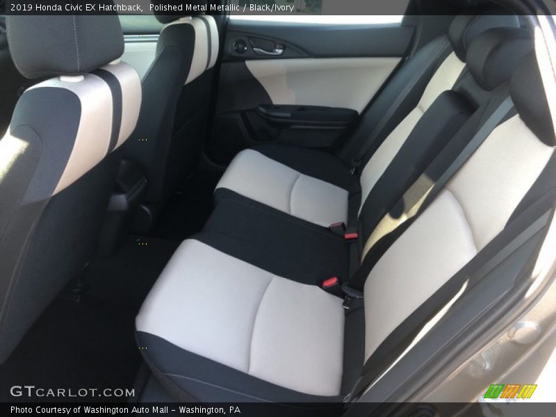 Polished Metal Metallic / Black/Ivory 2019 Honda Civic EX Hatchback