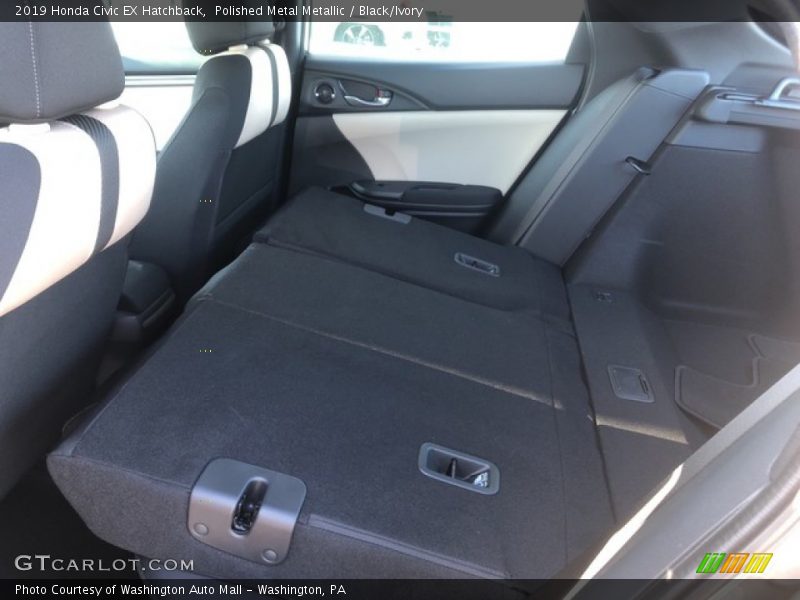 Polished Metal Metallic / Black/Ivory 2019 Honda Civic EX Hatchback