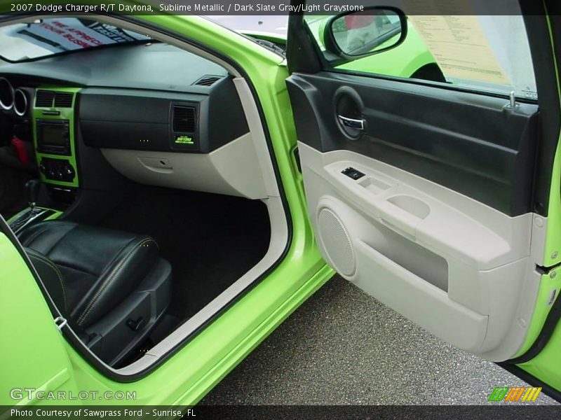 Sublime Metallic / Dark Slate Gray/Light Graystone 2007 Dodge Charger R/T Daytona