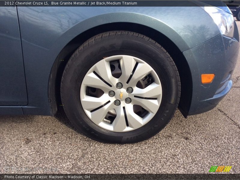 Blue Granite Metallic / Jet Black/Medium Titanium 2012 Chevrolet Cruze LS
