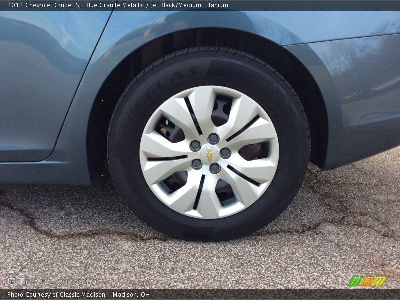 Blue Granite Metallic / Jet Black/Medium Titanium 2012 Chevrolet Cruze LS