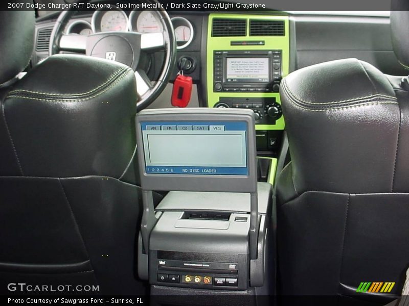 Sublime Metallic / Dark Slate Gray/Light Graystone 2007 Dodge Charger R/T Daytona