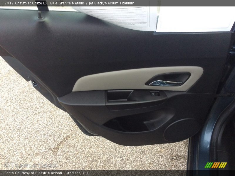 Blue Granite Metallic / Jet Black/Medium Titanium 2012 Chevrolet Cruze LS