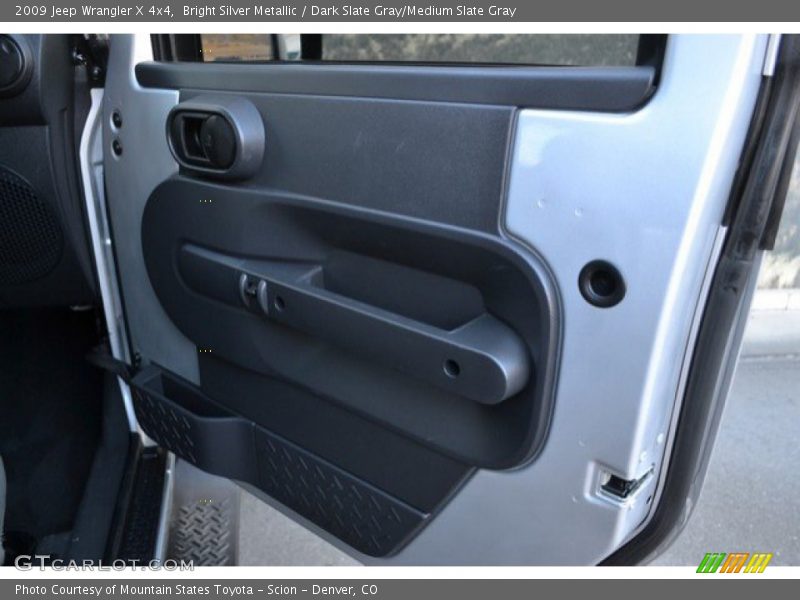 Bright Silver Metallic / Dark Slate Gray/Medium Slate Gray 2009 Jeep Wrangler X 4x4