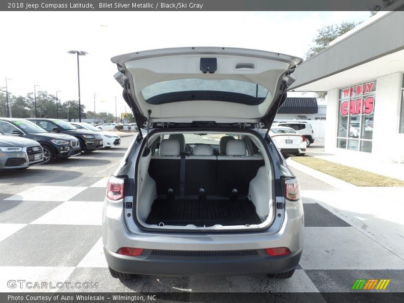 Billet Silver Metallic / Black/Ski Gray 2018 Jeep Compass Latitude