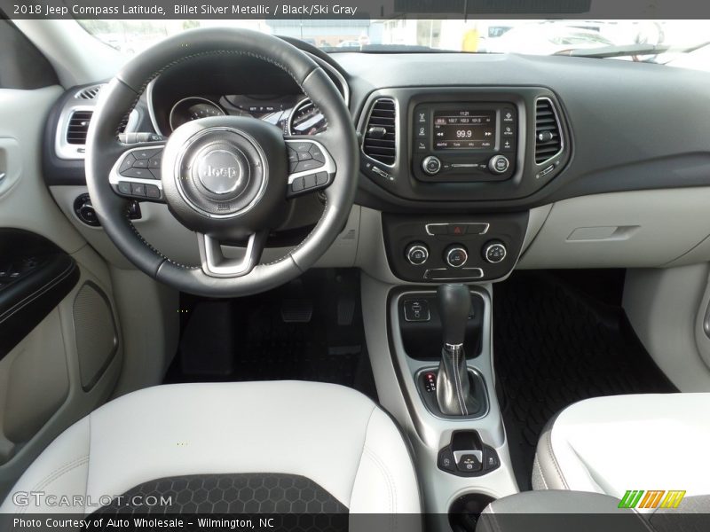Billet Silver Metallic / Black/Ski Gray 2018 Jeep Compass Latitude