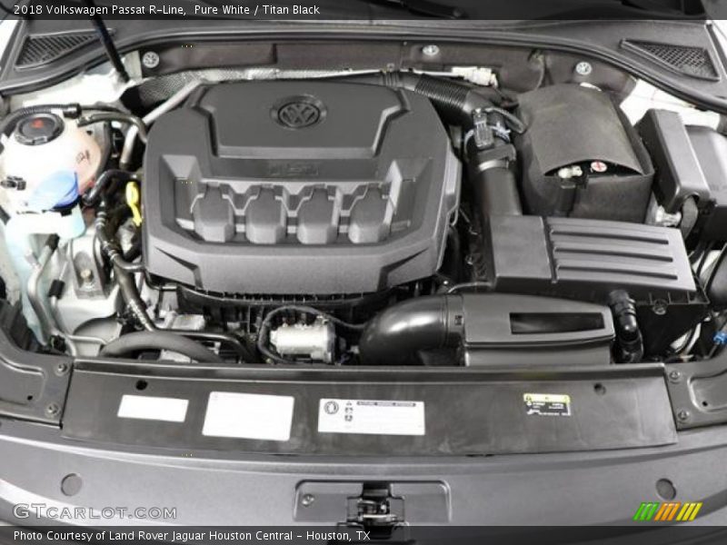 Pure White / Titan Black 2018 Volkswagen Passat R-Line