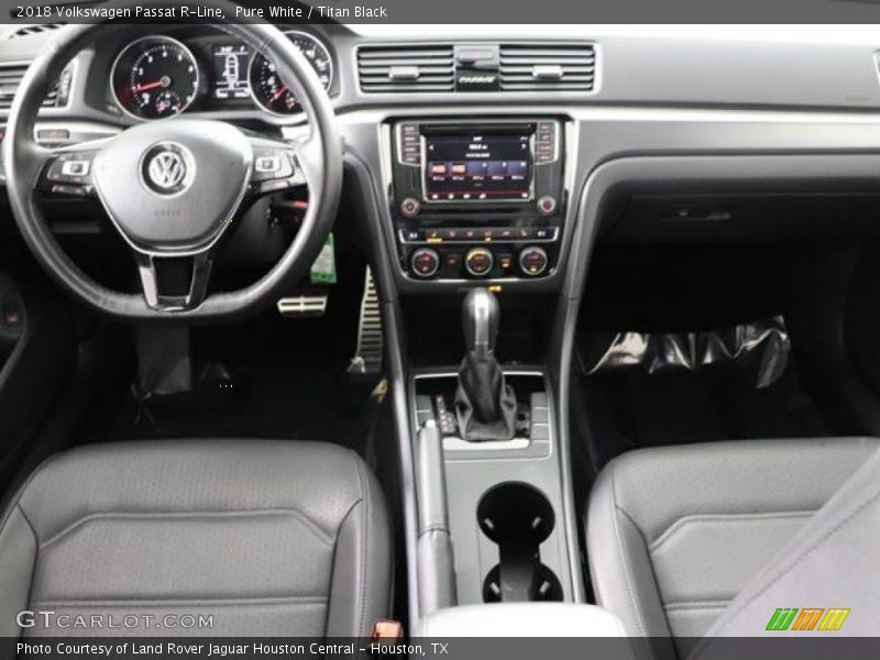 Pure White / Titan Black 2018 Volkswagen Passat R-Line