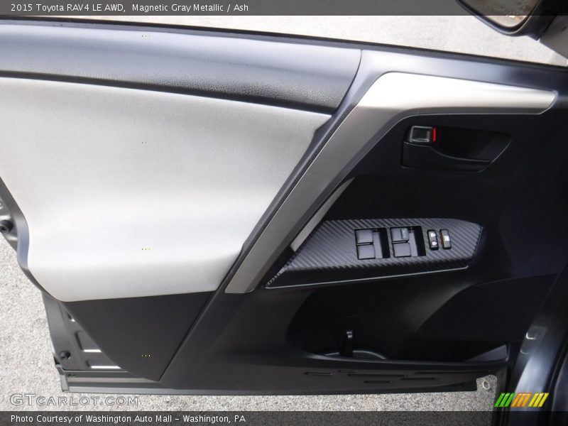Magnetic Gray Metallic / Ash 2015 Toyota RAV4 LE AWD
