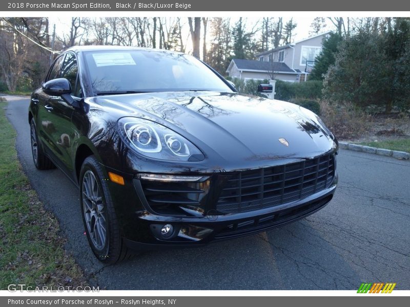 Black / Black/Luxor Beige 2018 Porsche Macan Sport Edition