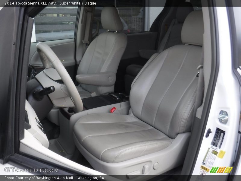 Super White / Bisque 2014 Toyota Sienna XLE AWD
