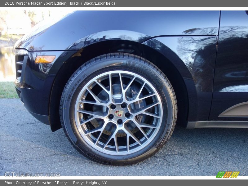 Black / Black/Luxor Beige 2018 Porsche Macan Sport Edition