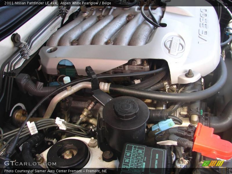 Aspen White Pearlglow / Beige 2001 Nissan Pathfinder LE 4x4