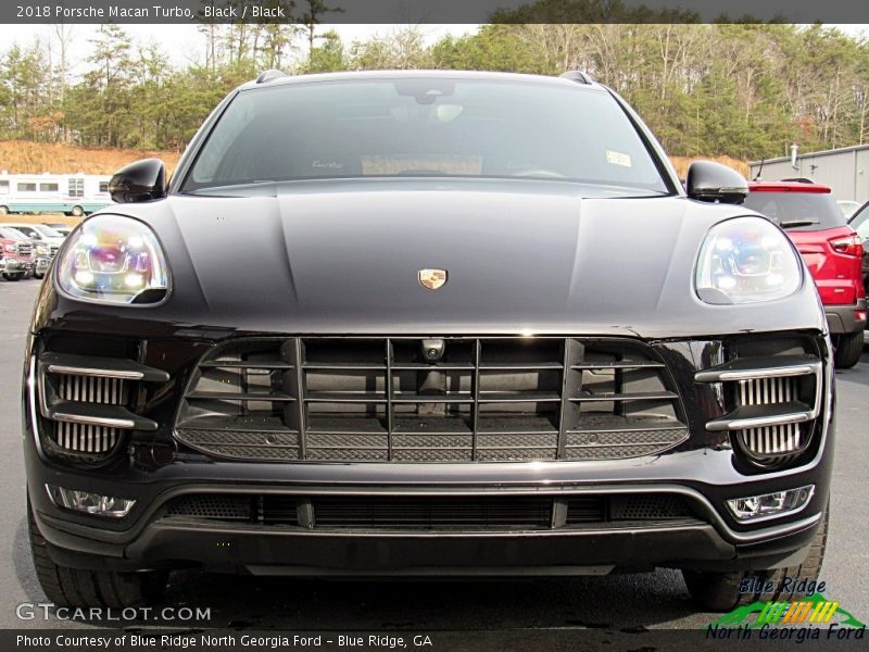 Black / Black 2018 Porsche Macan Turbo