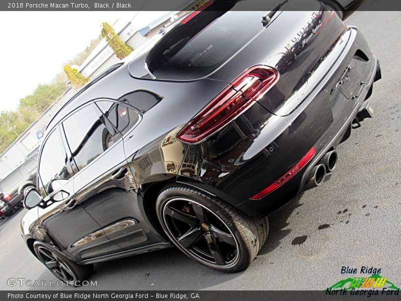 Black / Black 2018 Porsche Macan Turbo