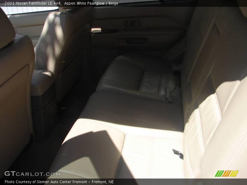Aspen White Pearlglow / Beige 2001 Nissan Pathfinder LE 4x4