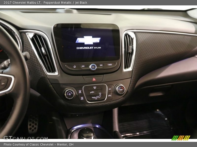 Pepperdust Metallic / Jet Black 2017 Chevrolet Malibu LT