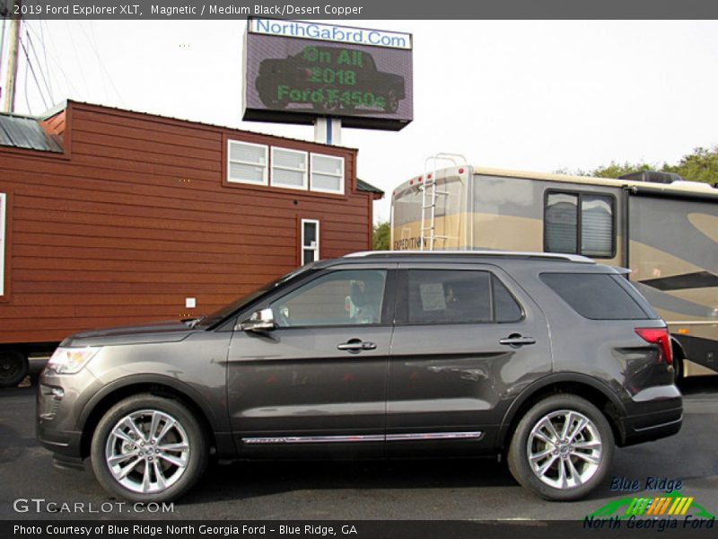 Magnetic / Medium Black/Desert Copper 2019 Ford Explorer XLT