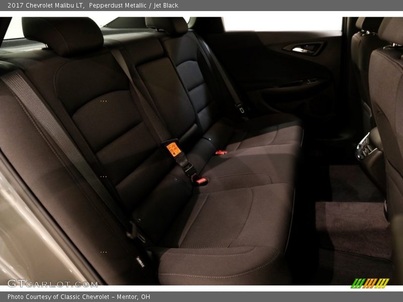 Pepperdust Metallic / Jet Black 2017 Chevrolet Malibu LT