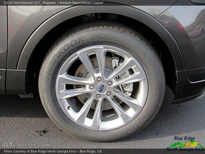 Magnetic / Medium Black/Desert Copper 2019 Ford Explorer XLT