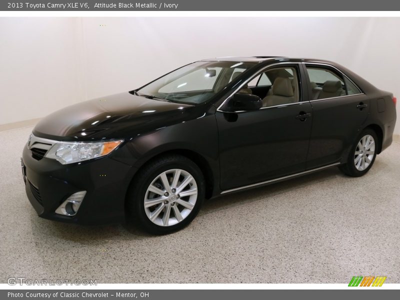 Attitude Black Metallic / Ivory 2013 Toyota Camry XLE V6
