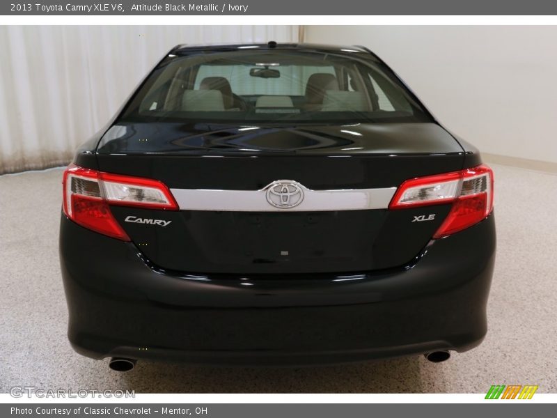 Attitude Black Metallic / Ivory 2013 Toyota Camry XLE V6