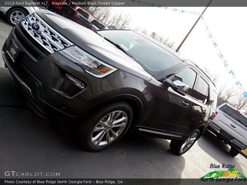 Magnetic / Medium Black/Desert Copper 2019 Ford Explorer XLT