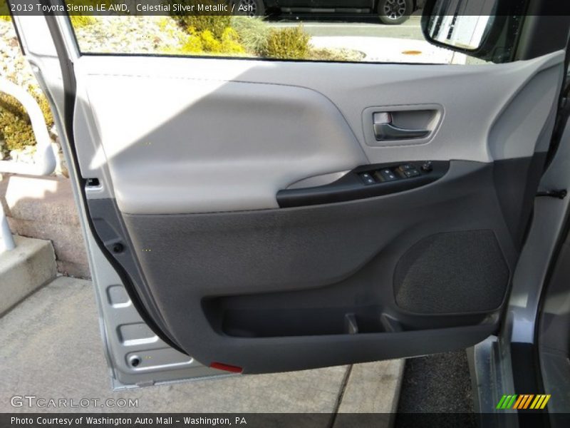 Celestial Silver Metallic / Ash 2019 Toyota Sienna LE AWD