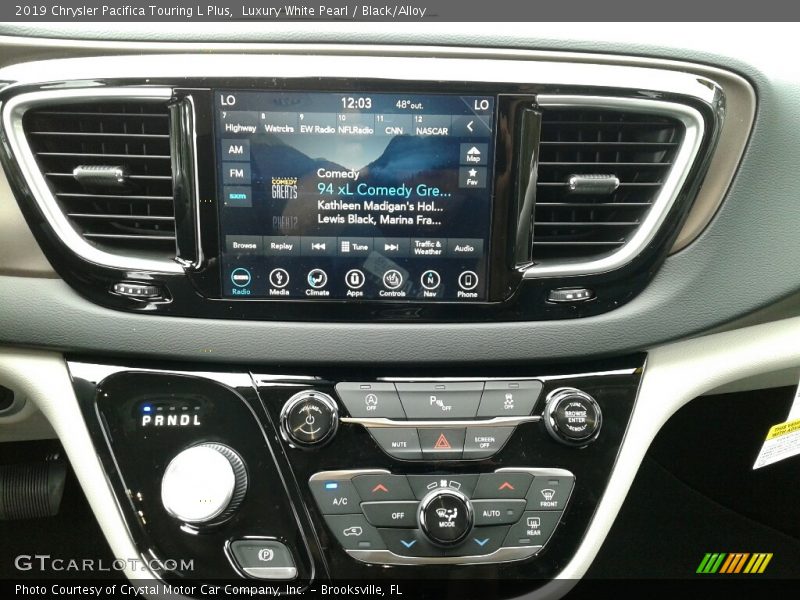Luxury White Pearl / Black/Alloy 2019 Chrysler Pacifica Touring L Plus