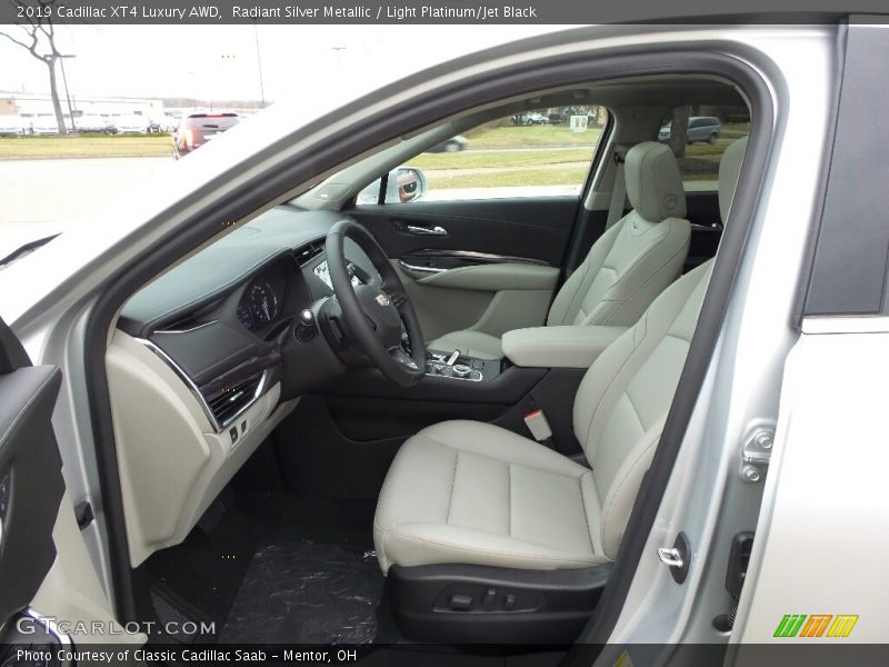 Front Seat of 2019 XT4 Luxury AWD