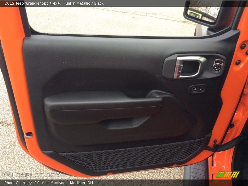 Punk'n Metallic / Black 2019 Jeep Wrangler Sport 4x4