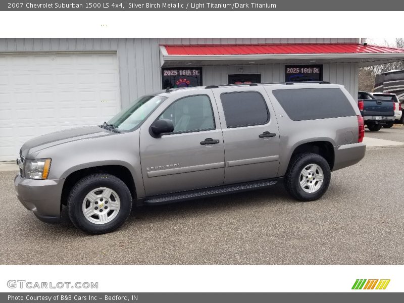 Silver Birch Metallic / Light Titanium/Dark Titanium 2007 Chevrolet Suburban 1500 LS 4x4