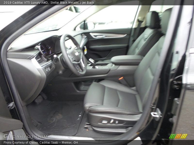 Stellar Black Metallic / Jet Black 2019 Cadillac XT5 Luxury AWD