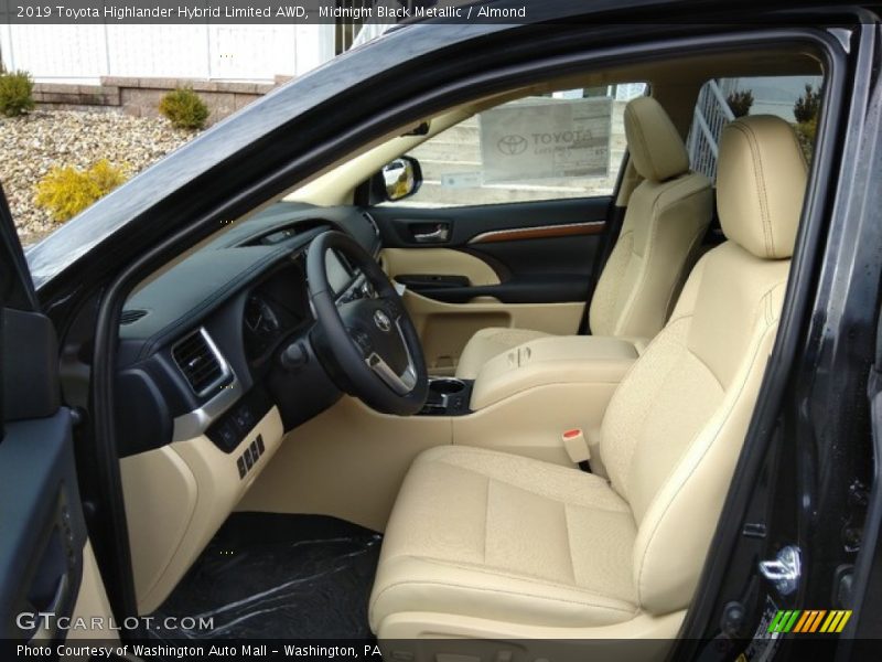 Front Seat of 2019 Highlander Hybrid Limited AWD