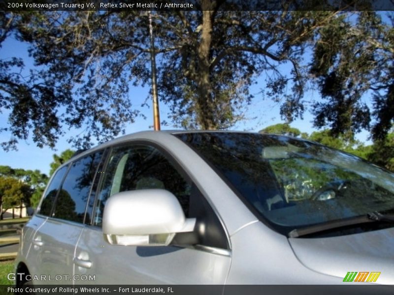 Reflex Silver Metallic / Anthracite 2004 Volkswagen Touareg V6