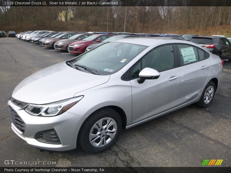 Silver Ice Metallic / Jet Black/­Galvanized 2019 Chevrolet Cruze LS