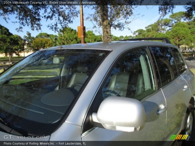 Reflex Silver Metallic / Anthracite 2004 Volkswagen Touareg V6