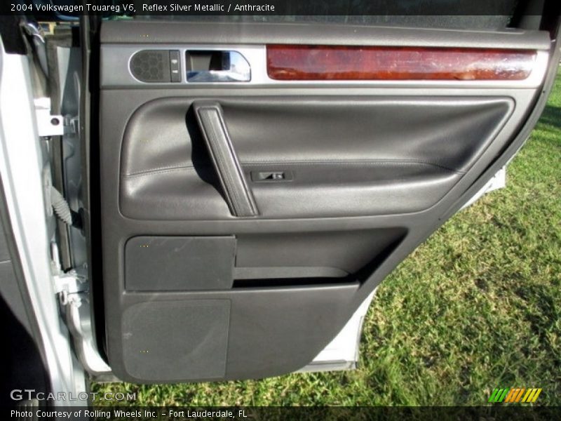 Reflex Silver Metallic / Anthracite 2004 Volkswagen Touareg V6