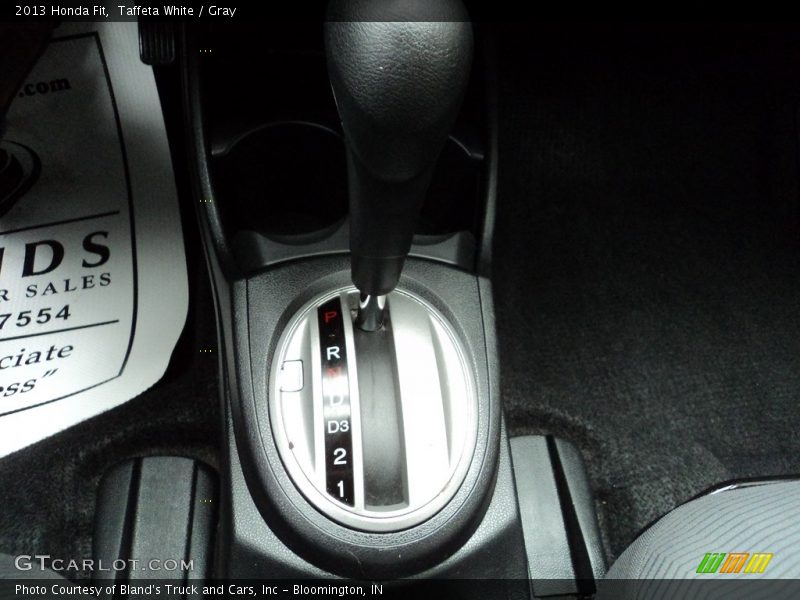 Taffeta White / Gray 2013 Honda Fit