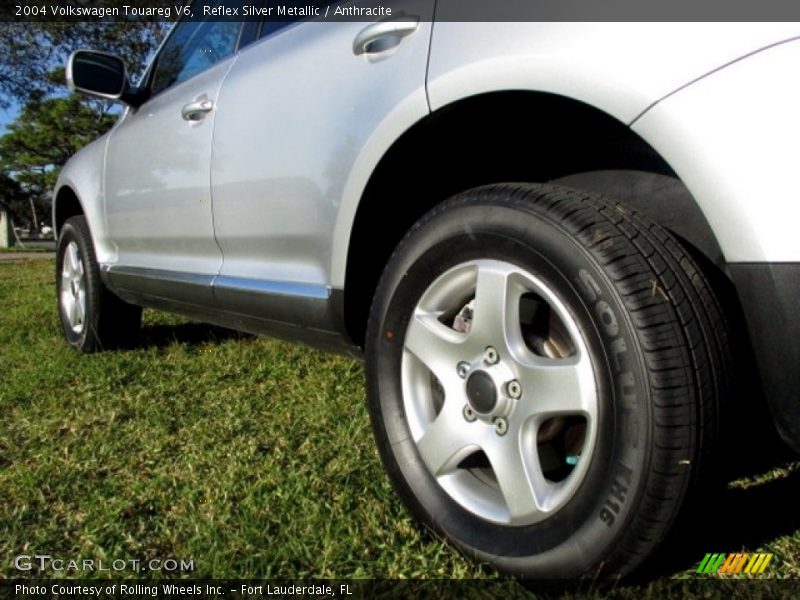 Reflex Silver Metallic / Anthracite 2004 Volkswagen Touareg V6