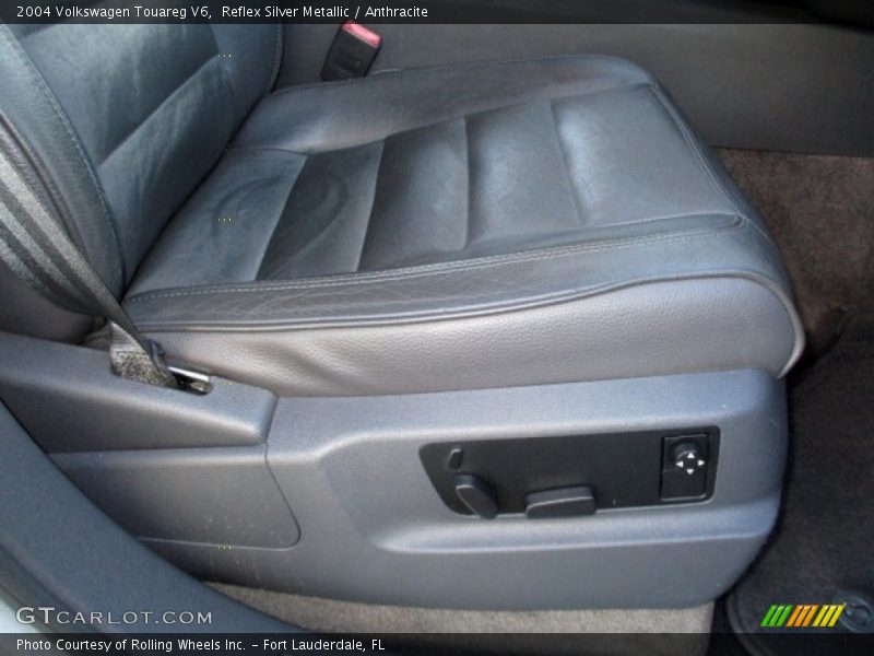 Reflex Silver Metallic / Anthracite 2004 Volkswagen Touareg V6