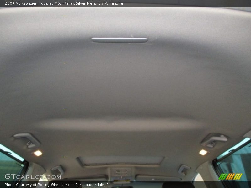 Reflex Silver Metallic / Anthracite 2004 Volkswagen Touareg V6