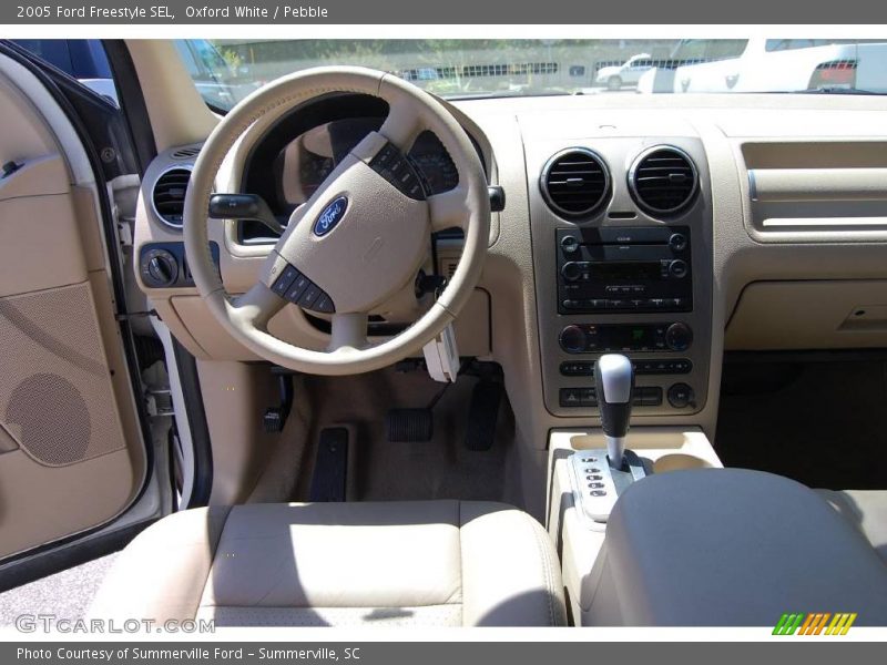 Oxford White / Pebble 2005 Ford Freestyle SEL