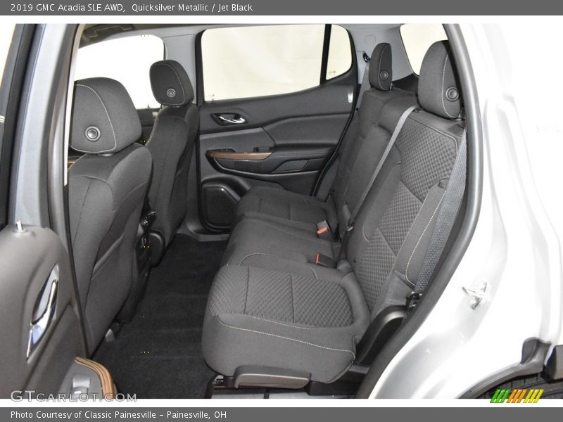 Quicksilver Metallic / Jet Black 2019 GMC Acadia SLE AWD